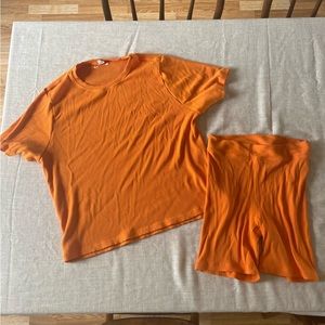 The upside Bisou workout set